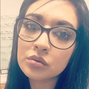 Meet your Posher, Mayra